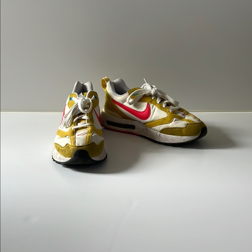 Woman’s Nike sneakers